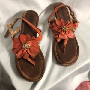 Orange flowered thong buckle sandals white mt. 8.5m wedged heel worn Goofy